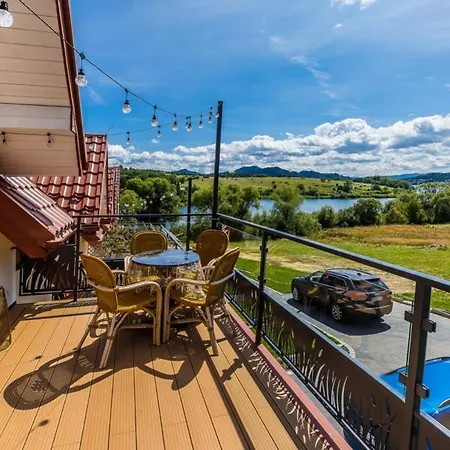 Hébergement de vacances Czarna Perla- Bike & Kluszkowce Przy Jeziorze, Podgrzewany Basen