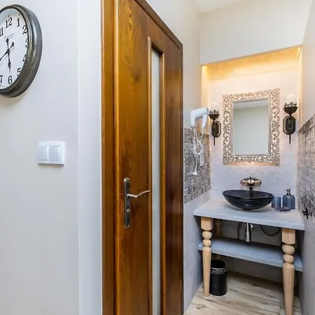 Czarna Perla- Bike & Kluszkowce Przy Jeziorze, Podgrzewany Basen Hébergement de vacances Czorsztyn